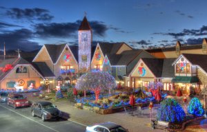 Christmas Shopping in the Smokies - Gatlinburg and Pigeon Forge