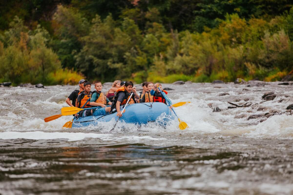 4 Best Smoky Mountain Lakes & Rivers for Watersports